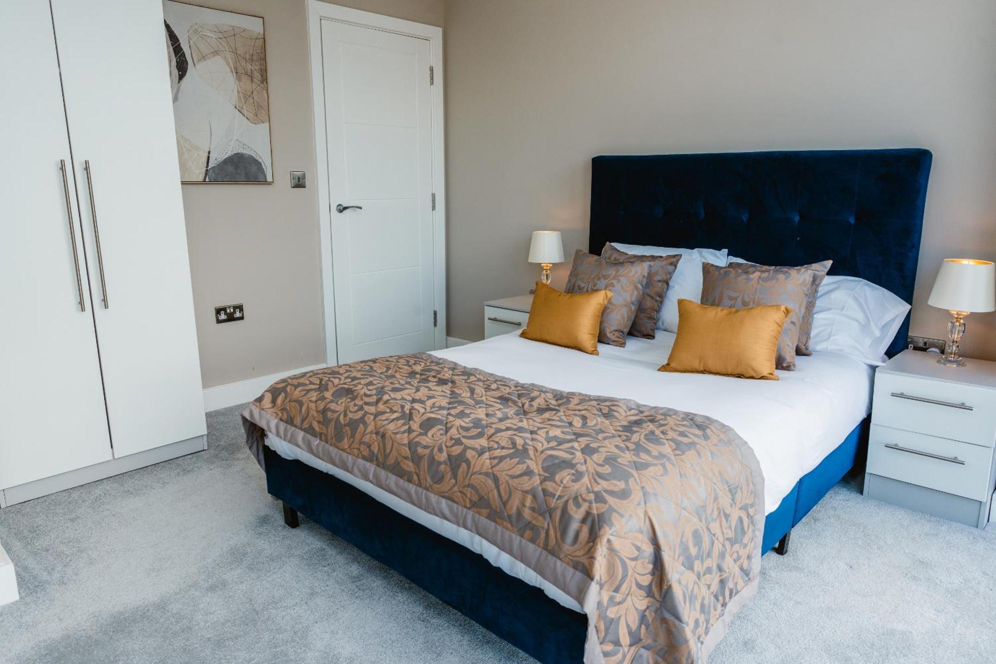 Apartment Vichy - The Glass House Vip Luxury With Gym, Cinema & Gaming Rooms, And Work Space Access Kingston upon Hull