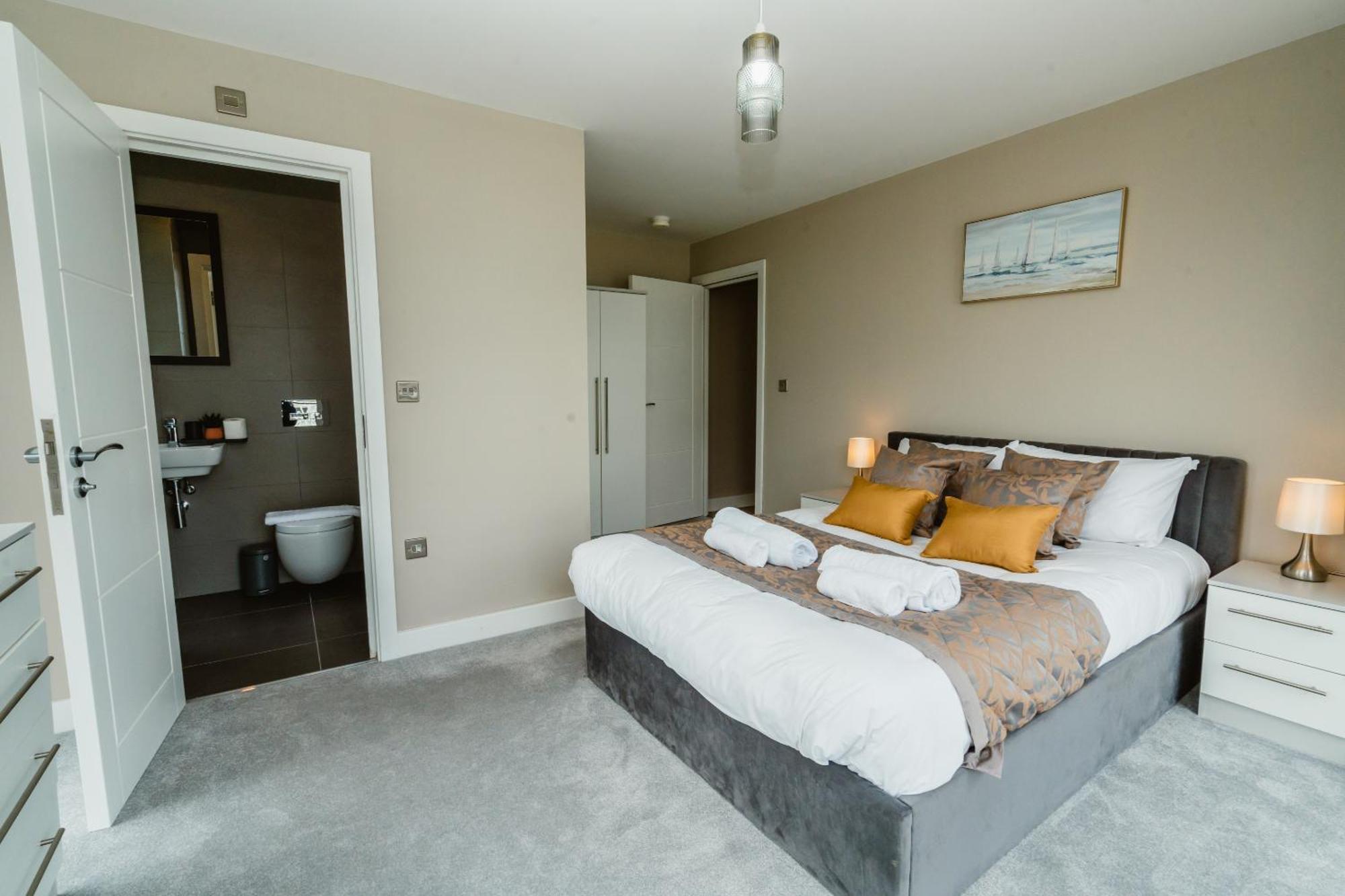 Vichy - The Glass House Vip Luxury With Gym, Cinema & Gaming Rooms, And Work Space Access Apartment