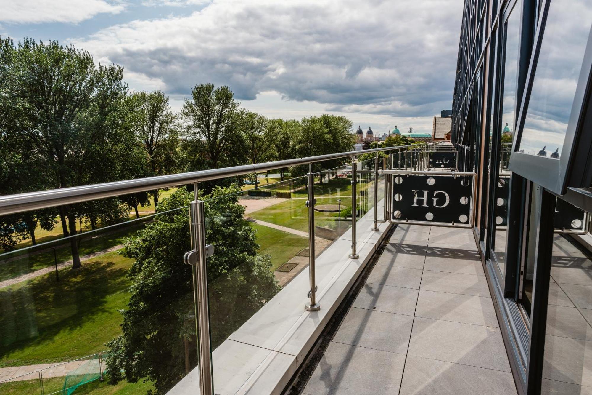 Vichy - The Glass House Vip Luxury With Gym, Cinema & Gaming Rooms, And Work Space Access Apartment *