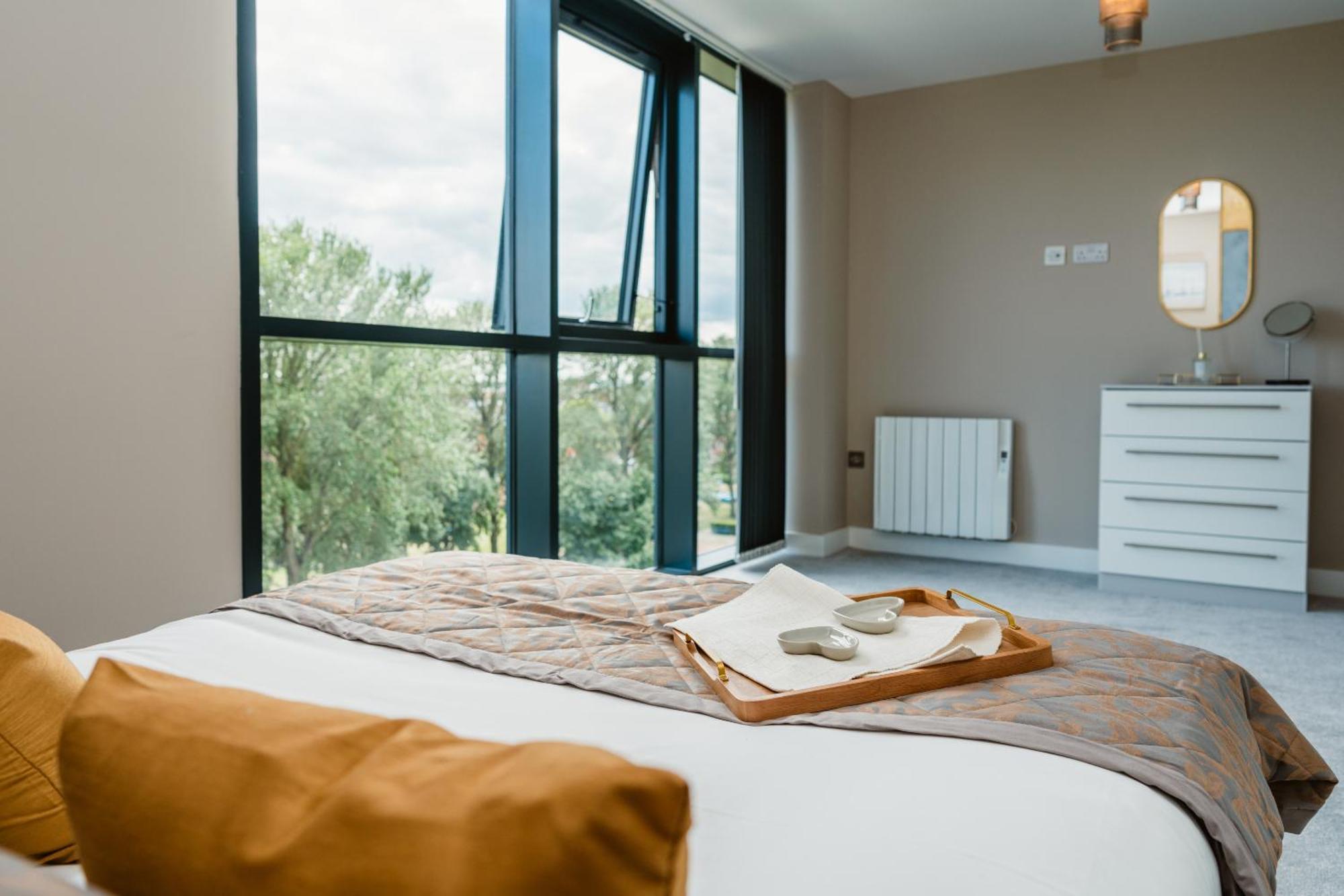 Vichy - The Glass House Vip Luxury With Gym, Cinema & Gaming Rooms, And Work Space Access