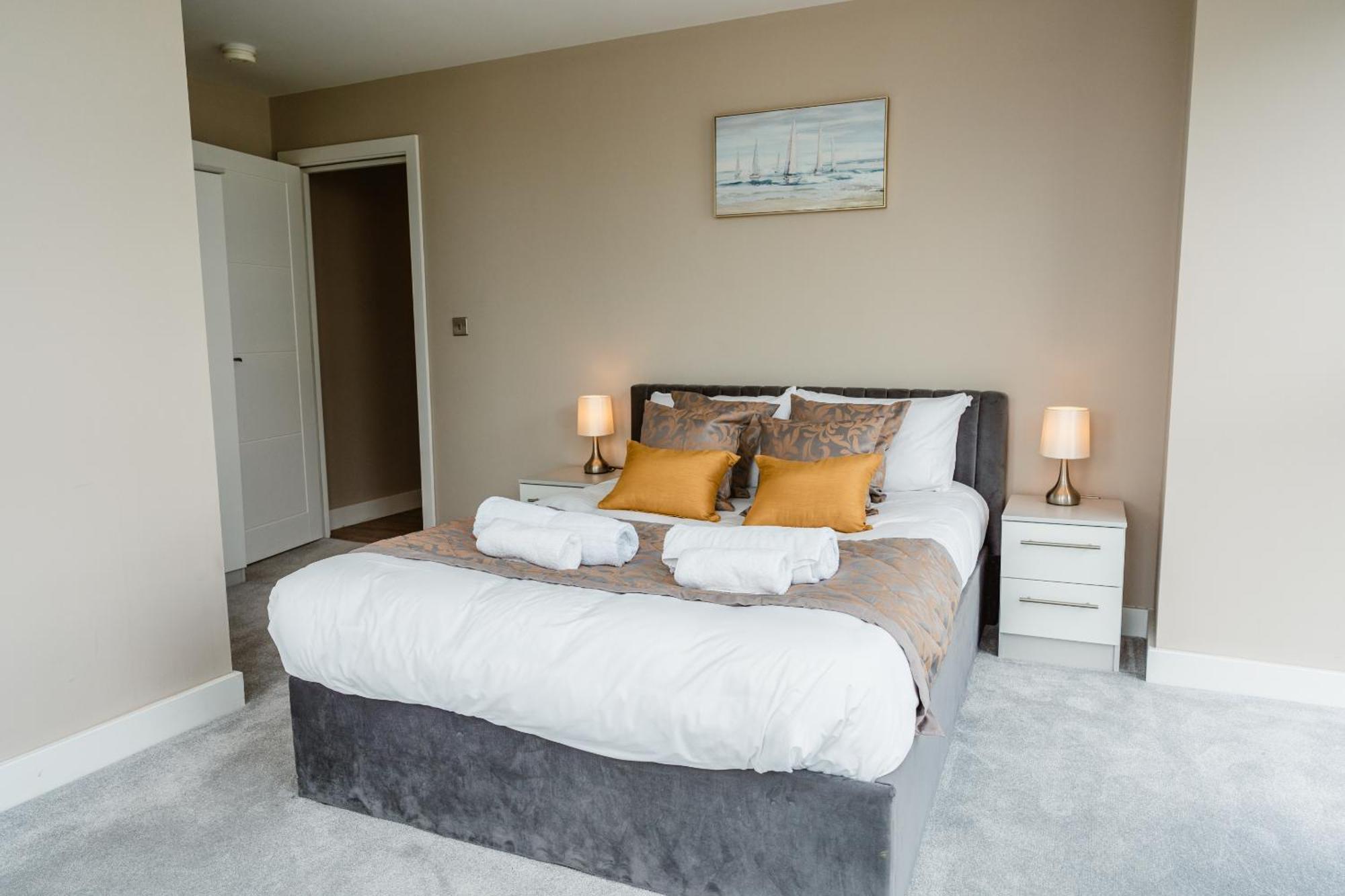 Apartment Vichy - The Glass House Vip Luxury With Gym, Cinema & Gaming Rooms, And Work Space Access *